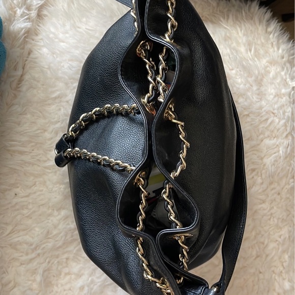 Authentic Michael kors pebble drawstring bag - Picture 7 of 12